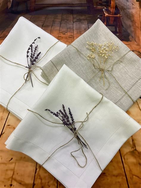 discount linen napkins clearance.